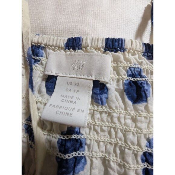 H&M Polka Dot Vneck Smocked Spaghetti Straps Blue White Knee Length XS Pull On - Picture 6 of 7